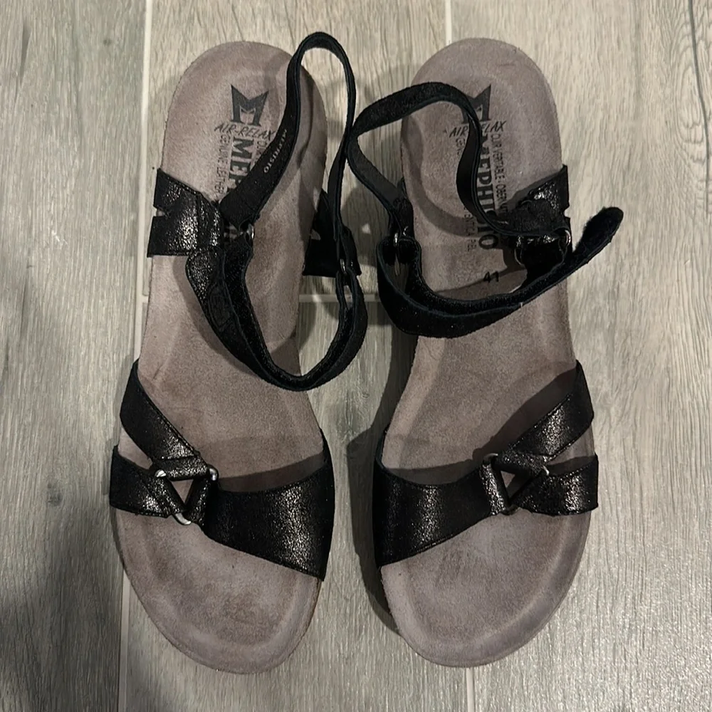 Mephisto Black Sandals Wedge Womens Size 41 Black US 10.5 Excellent Condition